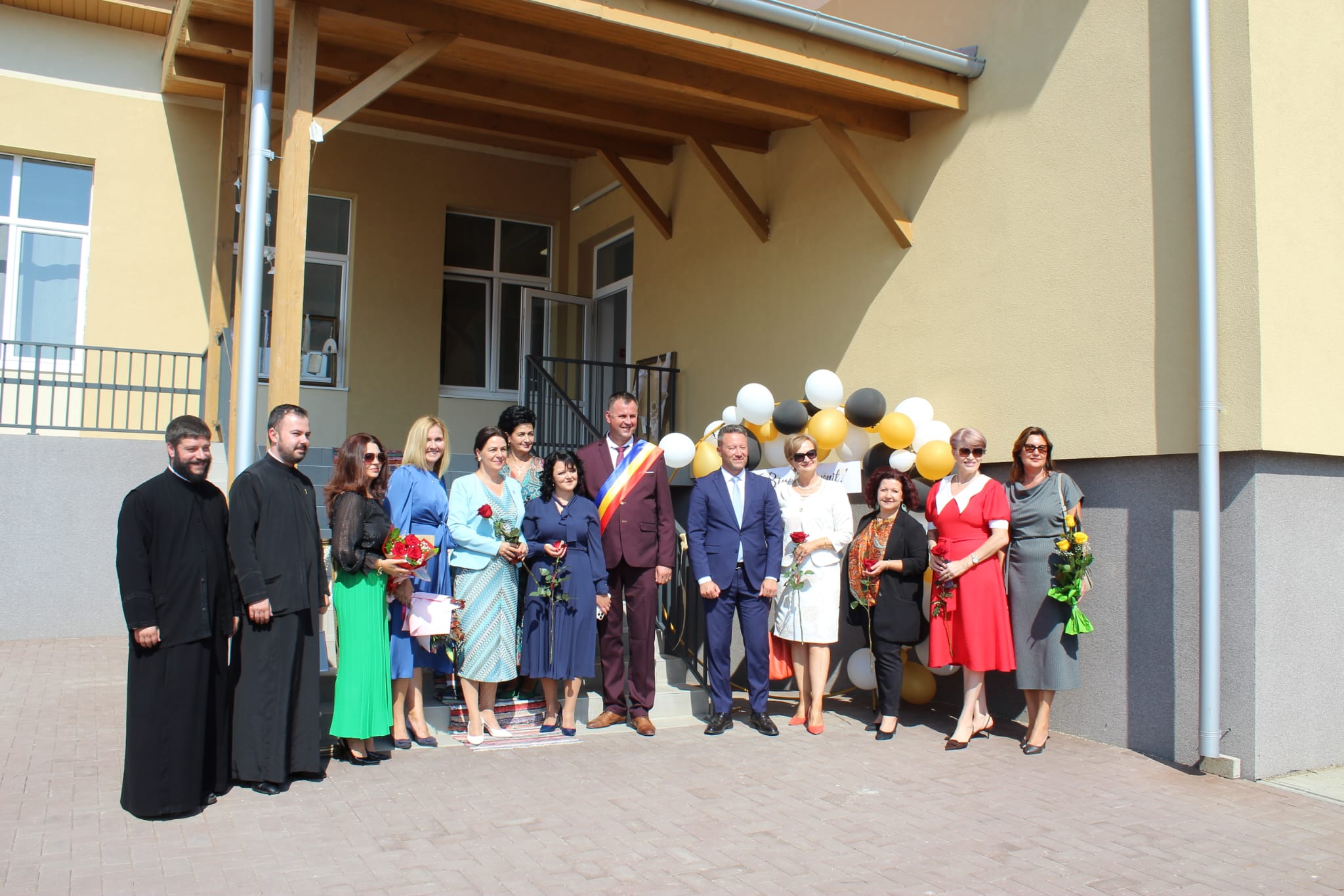 Inaugurare școală 12