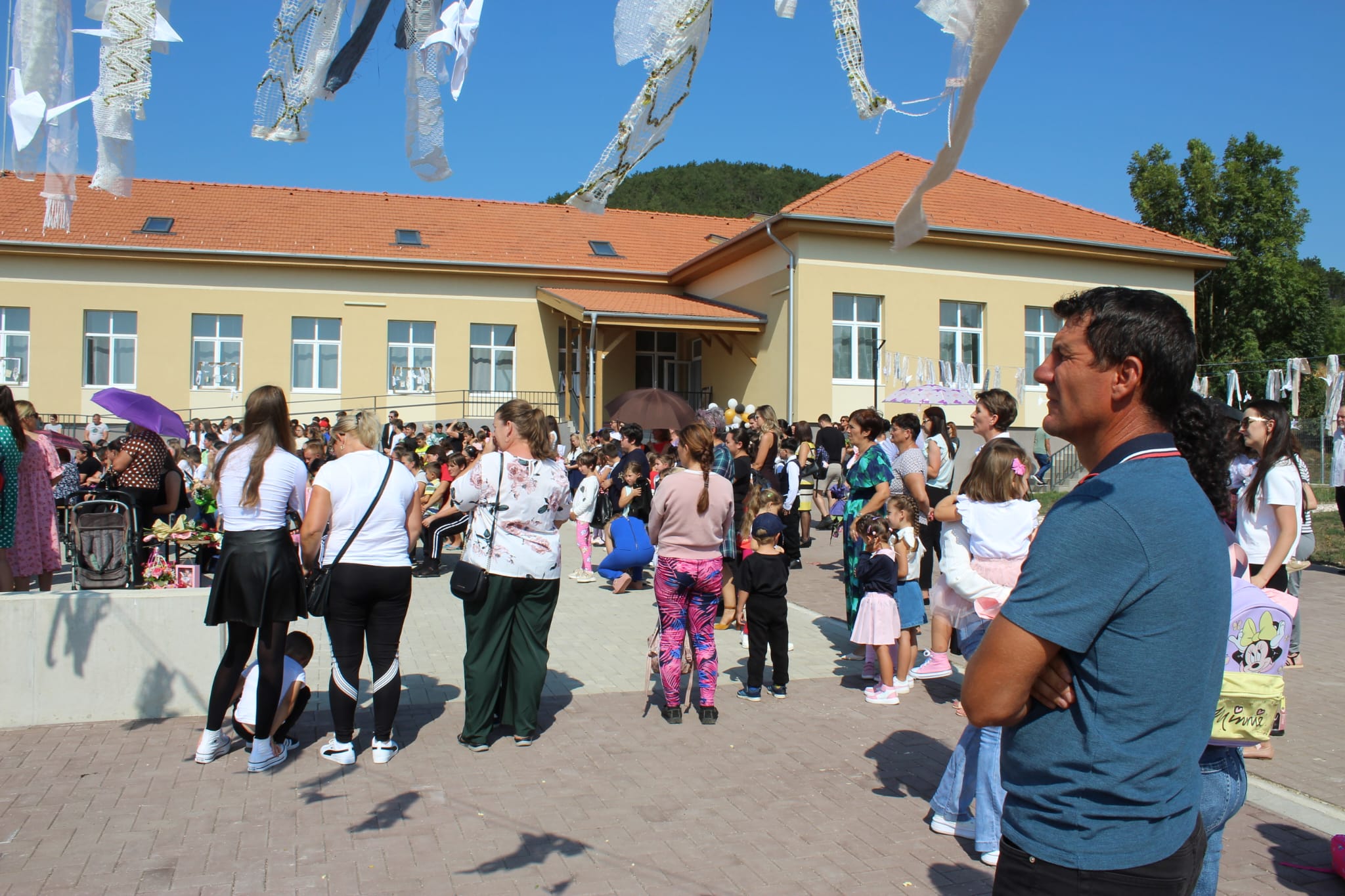 Inaugurare școală 13