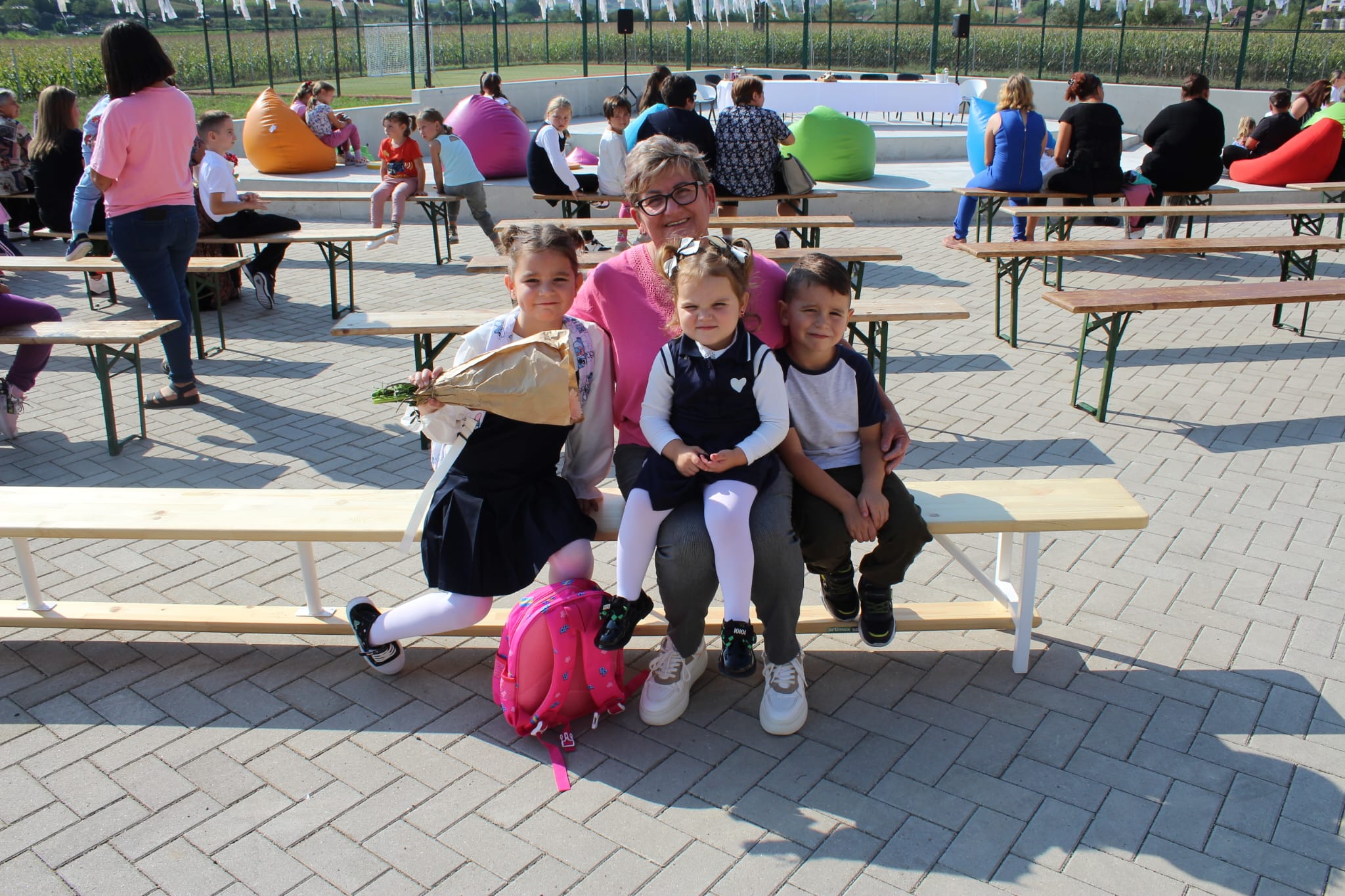 Inaugurare școală 18